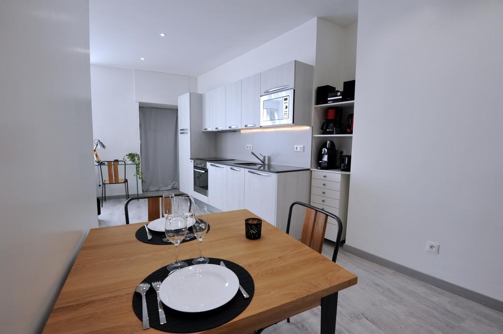 Le 10 - Nice Massena Appartement Buitenkant foto